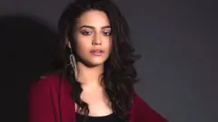 ٹیلی وژن پر مقبولیت کے بعد پاکستانی اداکارہ زہرہ نور کو ان کی فلم چھلاوہ میں کافی پذیرائی مل رہی ہیں