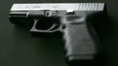Inkoho yo mu bwoko 9mm Glock 17 pistol