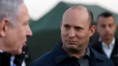 Benjamin Netanyahu (kiri) dan Naftali Bennett