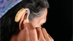 শ্রবণ প্রতিবন্ধী