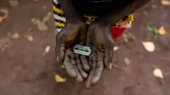 Sudan criminalises female genital mutilation