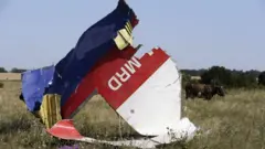 обломок самолета