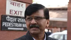 कृषी कायदे मागे घेणं हा अहंकाराचा पराभव- सामनातून खरमरीत टीका
