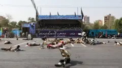 بیشتر قربانیان حمله سربازانی بودند که در رژه شرکت داشتند