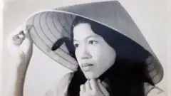 အစုလိုက် အပြုံလိုက် သတ်ဖြတ်မှုကြီး ကြုံရအပြီး ငါးနှစ်အကြာ ညန်သီထိုင် အသက် ၁၆ နှစ်အရွယ်က ရိုက်ထားတဲ့ ဓါတ်ပုံ