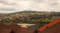 الحكومة البريطانية تدفع مصاريف إقامة اللاجئين في كيغالي