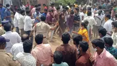 తూర్పు గోదావరి జిల్లా ఏలేశ్వరం మండలం తిరుమాలిలో ఘర్షణలు
