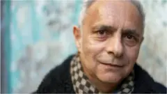 Hanif Kurejši pre nesreće