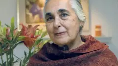 रोमिला थापर