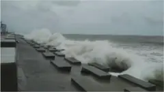 తుపాను హెచ్చరికలు