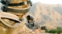 Un soldado británico en Afganistán, en junio de 2008.