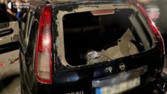 "Почали бити по машині": що відомо про напад на ТЦК у Тернополі