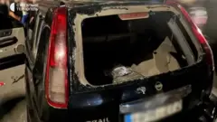 Пошкоджений службовий автомобіль співробітників центру ТЦК в Тернополі