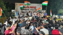 नीट विवाद: कॉकरोच जनता पार्टी का जंतर-मंतर पर धरना जारी, अभिजीत दीपके ने दिल्ली पुलिस की कार्रवाई पर उठाए सवाल