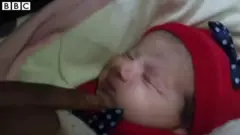 भूकंप में बचाई गई बच्ची