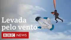Menina presa na pipa
