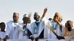 An samu baraka tsakanin bangaren Ganduje da Shekarau