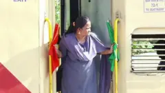 સંપૂર્ણપણે મહિલાસંચાલિત રેલવે સ્ટેશન