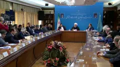 شستا؛ نهادی اقتصادی ولی عامل جنجال‌های سیاسی