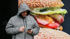 обыватель українською