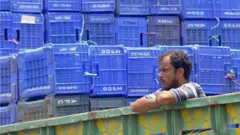 Локдаун на рынке в Бангладеш