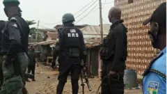 Awọn ọlọpaa to lọ ọ pẹtu si ija ni adugbo Mile 12