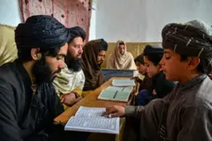 مدرسې 
