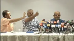 මෝල් හිමියන්ගේ මාධ්‍ය හමුව උණුසුම් වෙයි