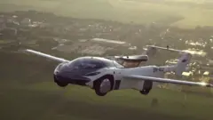 আকাশে যখন উড়াল দিল গাড়ি