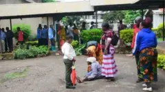 Les fidèles assistaient à un service religieux, à Moshi, dans le nord de la Tanzanie.