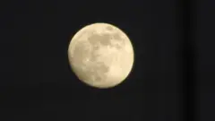 سپوږمۍ