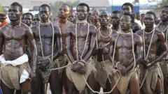 Ejije na-egosiputa ịgba ohu