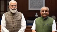 નરેન્દ્ર મોદી સાથે નીતિન પટેલ