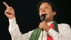 عمران خان (فائل فوٹو)