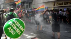 İstanbul Onur Yürüyüşü