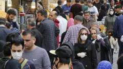 Foule dans Teheran