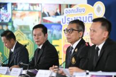 ภาคประชาชน-นักการเมือง รุมฟ้อง กกต. ปมความไม่โปร่งใสจัดการเลือกตั้ง