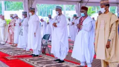 Buhari da wasu jami'an gwamnati