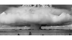 Dr Art Trembanis: "Lubang kawah memperlihatkan besarnya kekuatan ledakan".