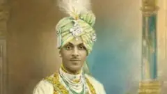 આ તસવીર સાચિનના નવાબ સિદી હૈદર ખાનની છે.