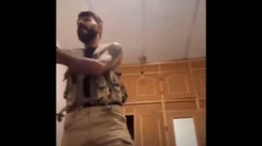 یک صحنه از پخش زنده اینستاگرامی که در آن فردی که ابول کورکور معرفی شده پیش از خودکشی درحال تیراندازی دیده می شود