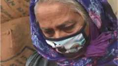 వేరుసెనగ రైతు