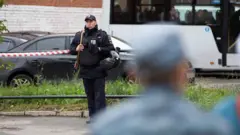 Нападение на школу в Ижевске. Видео