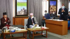 सञ्चार तथा सूचना प्रविधिमन्त्री पार्वत गुरुङले विज्ञापन बोर्डका पदाधिकारी तथा सरोकारवालाहरूसँग आइतवार छलफल गरेका थिए