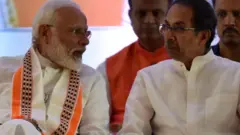 उद्धव ठाकरे आणि मोदी