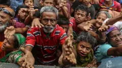 ত্রাণসামগ্রী চেয়ে সিলেটে বন্যার্তদের মধ্যে হাহাকার।