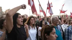مظاهرات لبنان مستمرة