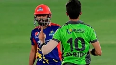 বাবর আজম ও শাহীন শাহ আফ্রিদি