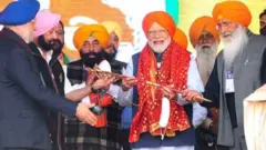 पंतप्रधान नरेंद्र मोदी, भाजप, काँग्रेस. पंजाब