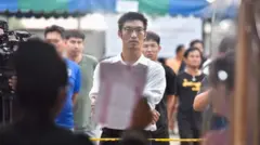 ธนาธรลุ้นผล